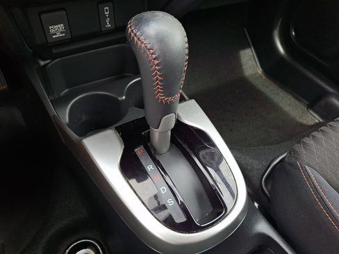 Used 2018 Honda Fit Sport image 19