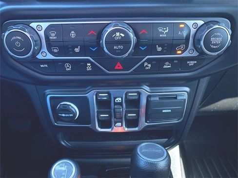 Used 2020 Jeep Gladiator Sport w/ Quick Order Package 24S image 17