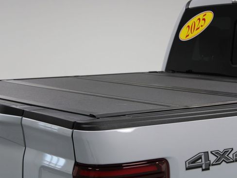 Used 2025 Ford F150 Platinum AWD/4WD image 18