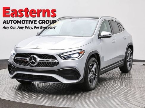 Used 2022 Mercedes-Benz GLA 250 4MATIC w/ AMG Line image 1