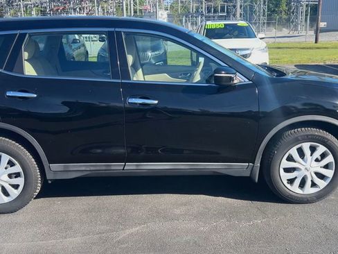 Used 2014 Nissan Rogue S image 9