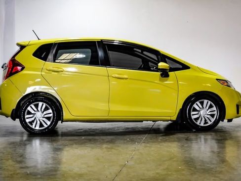 Used 2015 Honda Fit LX image 9