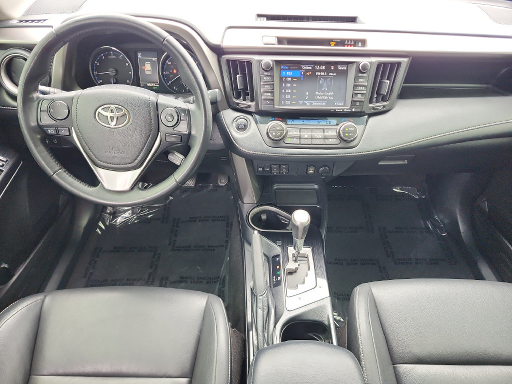 Used 2018 Toyota RAV4 Limited FWD image 19