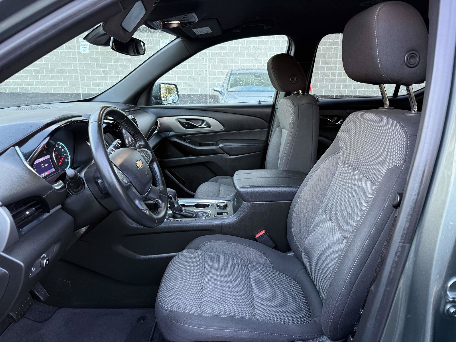 Used 2023 Chevrolet Traverse LT AWD/4WD image 12
