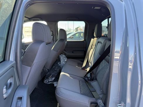 New 2026 Nissan Frontier SV w/ Tow Package image 9