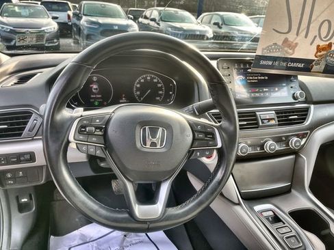 Used 2020 Honda Accord Touring image 13