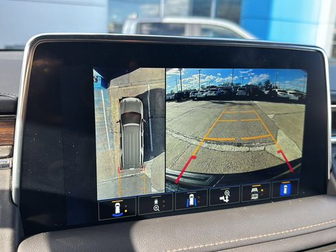 Used 2024 Chevrolet Tahoe High Country image 39