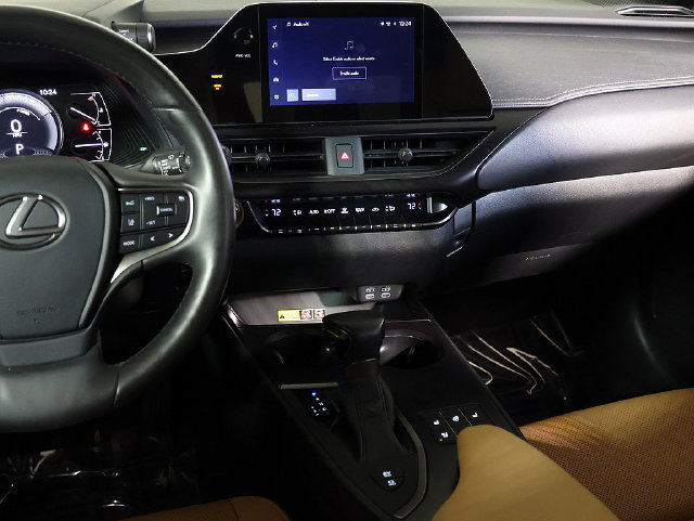 Used 2024 Lexus UX 250h AWD w/ Premium Package image 15