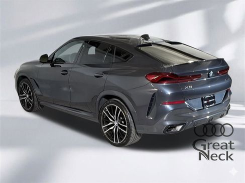 Used 2022 BMW X6 xDrive40i w/ M Sport Package image 7