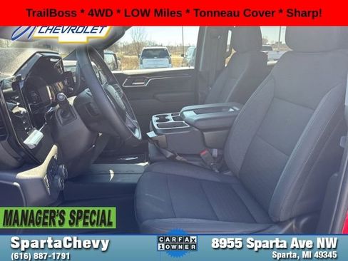 Used 2024 Chevrolet Silverado 1500 LT Trail Boss w/ Protection Package image 10