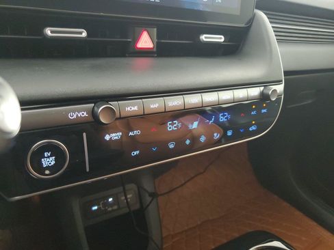 Used 2025 Hyundai Ioniq 5 SE RWD image 29