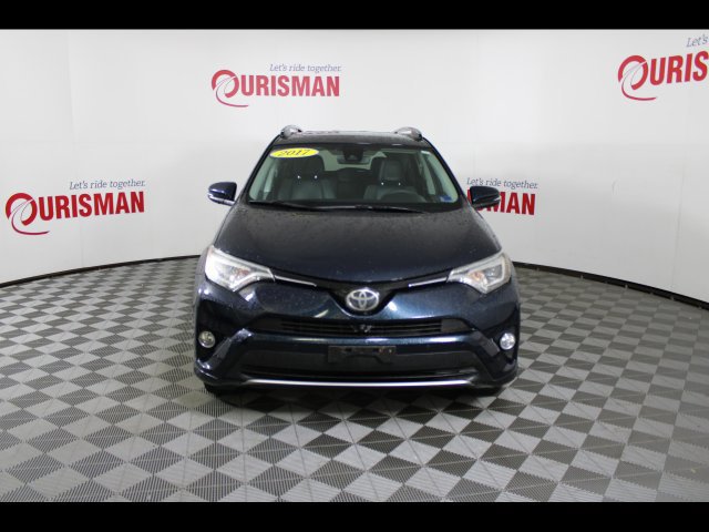 Used 2017 Toyota RAV4 Platinum w/ All Weather Liner Package AWD/4WD image 12