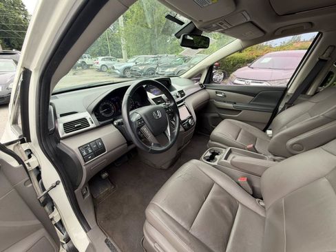 Used 2015 Honda Odyssey EX-L image 13