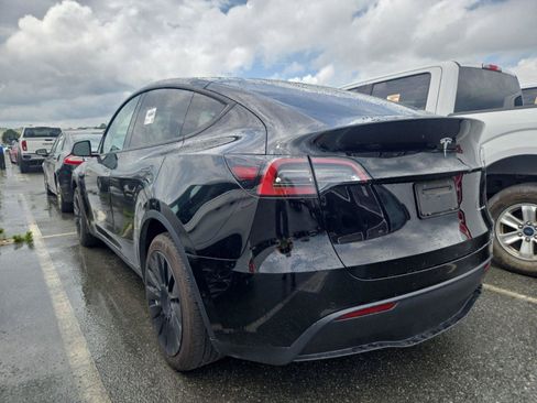 Used 2022 Tesla Model Y Long Range AWD/4WD image 4