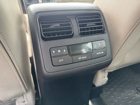 Used 2010 MAZDA CX-9 Touring w/ Moonroof & Bose Audio Pkg FWD image 13