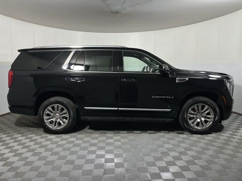 Used 2025 GMC Yukon Denali AWD/4WD image 9
