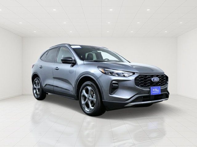 Certified 2025 Ford Escape ST-Line AWD/4WD image 1