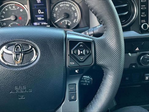 Used 2023 Toyota Tacoma TRD Sport image 22