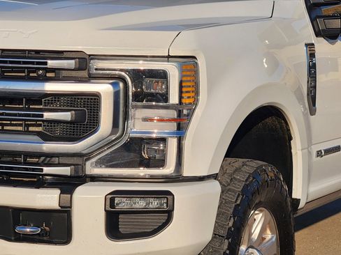 Used 2022 Ford F250 Platinum w/ FX4 Off-Road Package image 10