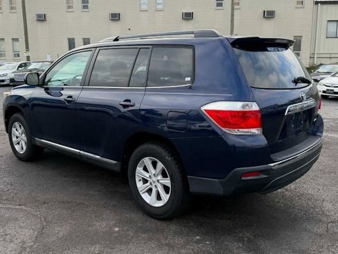 Used 2012 Toyota Highlander 4WD image 3