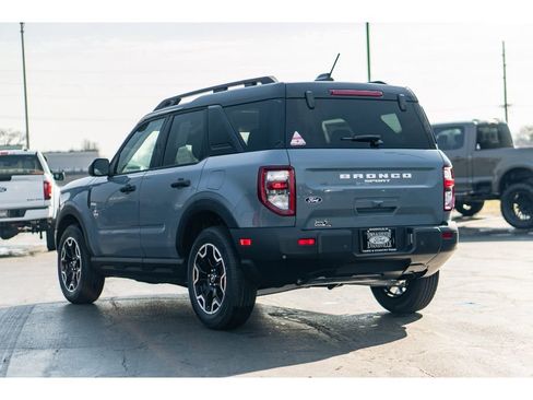 New 2026 Ford Bronco Sport Outer Banks image 3