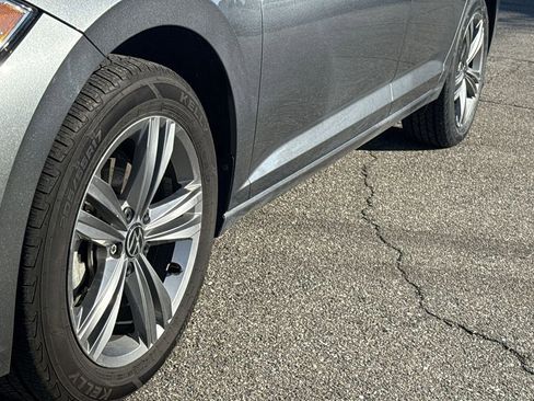 Used 2024 Volkswagen Jetta SE FWD image 26