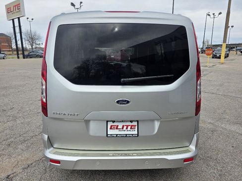 Used 2016 Ford Transit Connect Titanium image 6