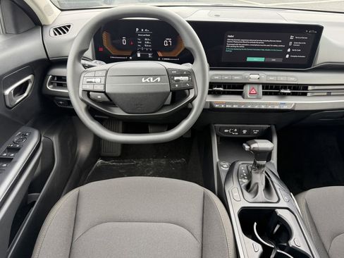 New 2026 Kia K4 FWD image 16