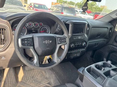 Used 2022 Chevrolet Silverado 1500 Custom Trail Boss w/ Safety Confidence Package AWD/4WD image 15
