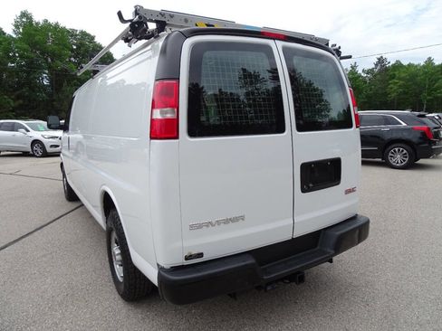 Used 2019 GMC Savana 3500 Extended w/ Driver Convenience Package image 6