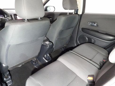 Used 2020 Honda HR-V LX image 11