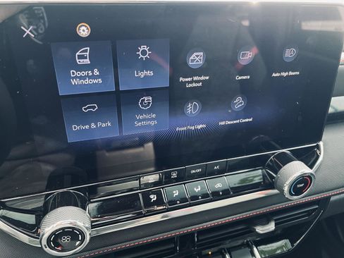 Used 2023 Chevrolet Colorado Z71 w/ Advanced Trailering Package image 25