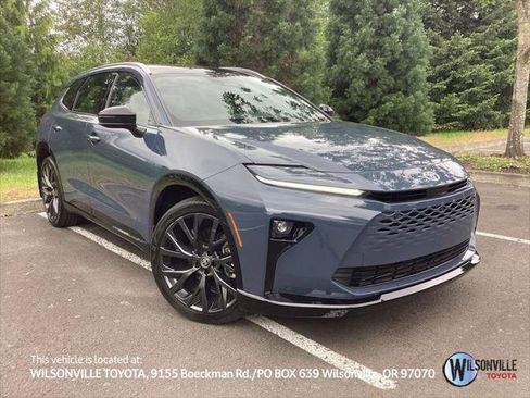 Certified 2025 Toyota Crown Signia w/ Advanced Technology Package AWD/4WD image 1