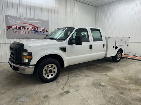 Used 2009 Ford F250 King Ranch image 2