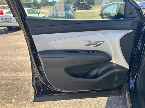 New 2025 Hyundai Tucson SEL image 10