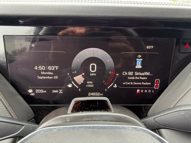 Used 2025 GMC Yukon AT4 w/ AT4 Premium Plus Package AWD/4WD image 30