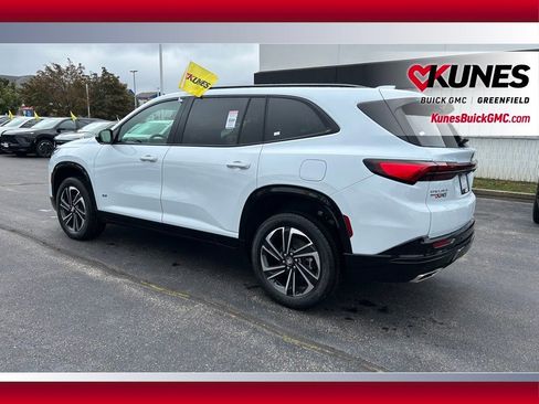 New 2026 Buick Enclave Sport Touring w/ Power Package image 8