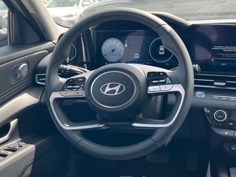 New 2026 Hyundai Elantra Limited FWD image 13