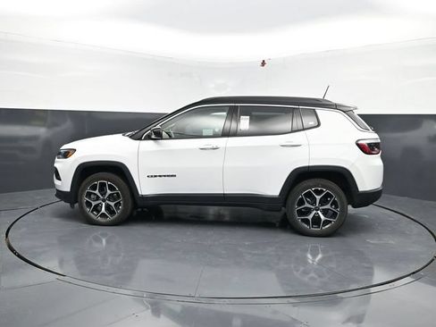 Used 2026 Jeep Compass Limited AWD/4WD image 5