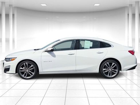 Used 2024 Chevrolet Malibu LT FWD image 2