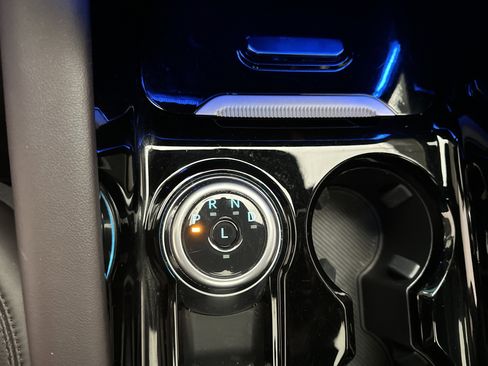 Used 2025 Ford Explorer Platinum w/ LUX Leather Package image 45