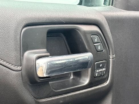 Used 2020 GMC Sierra 1500 SLT w/ X31 Off-Road Package image 7