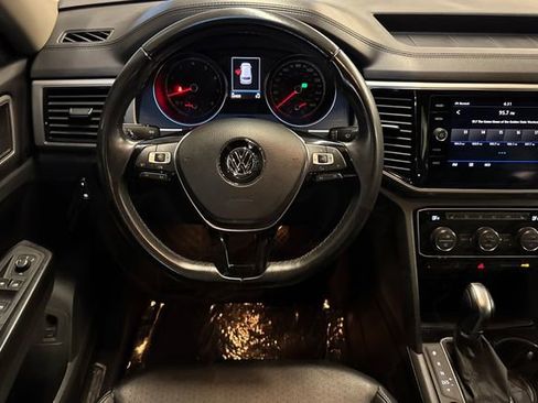 Used 2018 Volkswagen Atlas SEL image 17