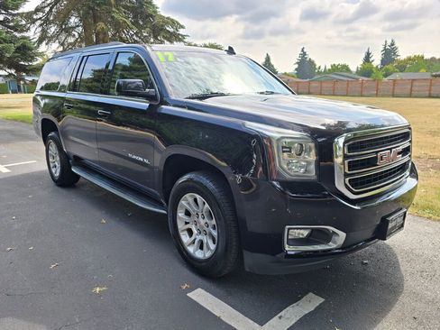 Used 2019 GMC Yukon XL SLT image 9