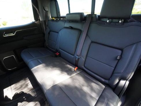 Used 2024 GMC Sierra 1500 SLT w/ SLT Premium Plus Package image 32