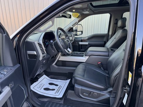 Used 2017 Ford F350 Lariat w/ Lariat Ultimate Package image 9