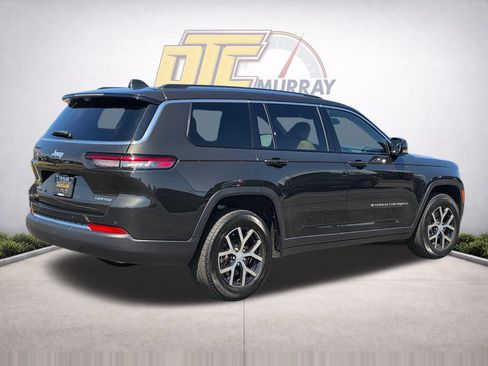 Used 2023 Jeep Grand Cherokee L Limited w/ Luxury Tech Group II AWD/4WD image 5