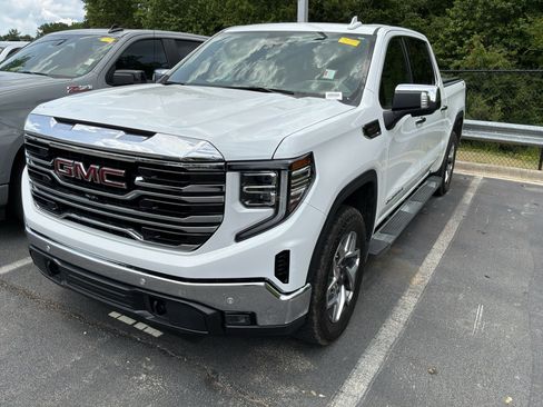 Used 2024 GMC Sierra 1500 SLT w/ SLT Premium Plus Package AWD/4WD image 3