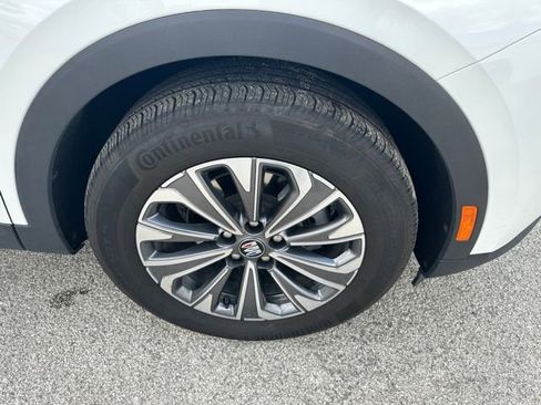 Used 2025 Buick Envision Preferred AWD/4WD image 12