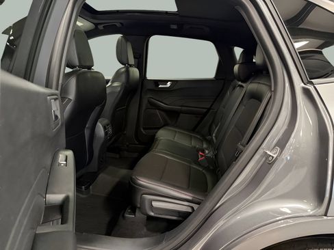 Certified 2024 Ford Escape ST-Line w/ Tech Pack #1 AWD/4WD image 11